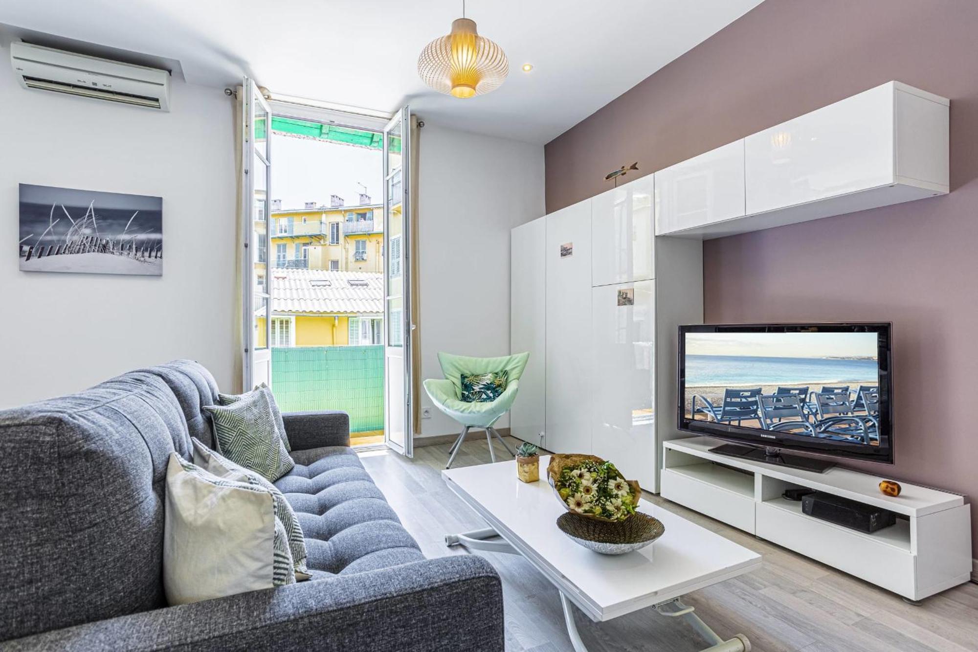 Guisol - Typical Nice 3 Bedroom Ac Near Port المظهر الخارجي الصورة