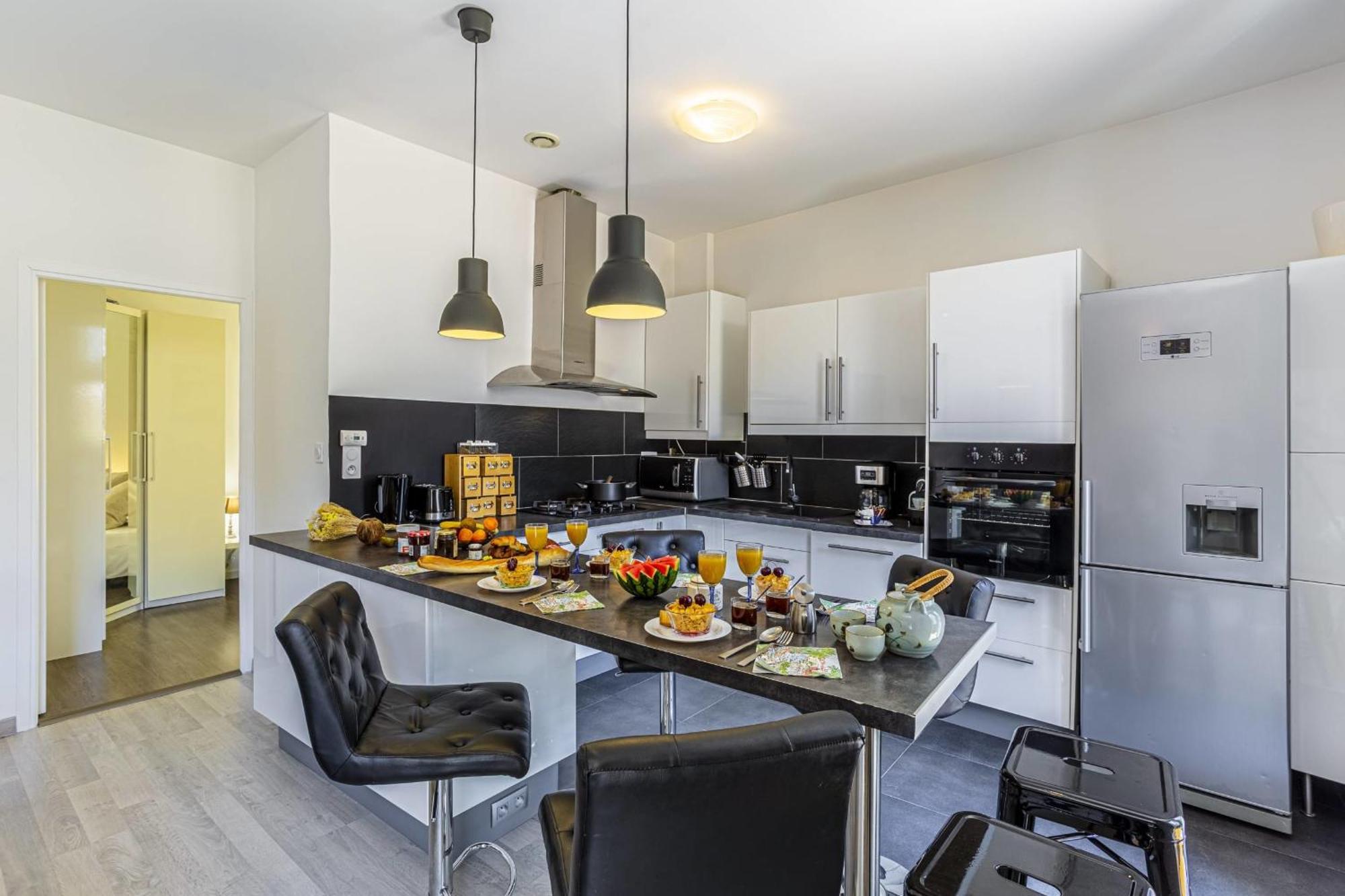 Guisol - Typical Nice 3 Bedroom Ac Near Port المظهر الخارجي الصورة